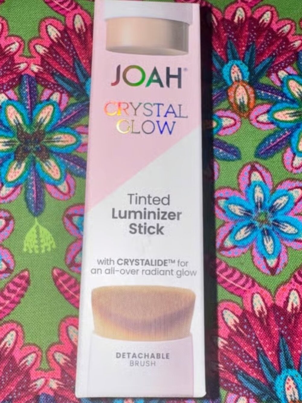 Joah Crystal Glow Tinted Luminizer Stick with detachable brush in Cream Ivory